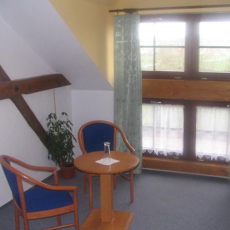 Pension Smetanuv Statek Hradec Kralove Exterior foto