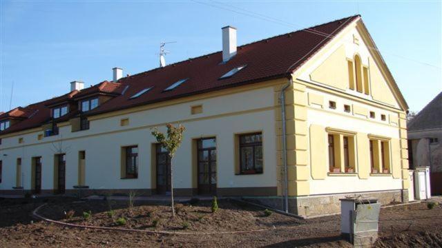 Pension Smetanuv Statek Hradec Kralove Exterior foto
