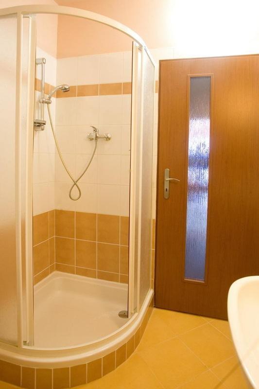Pension Smetanuv Statek Hradec Kralove Exterior foto