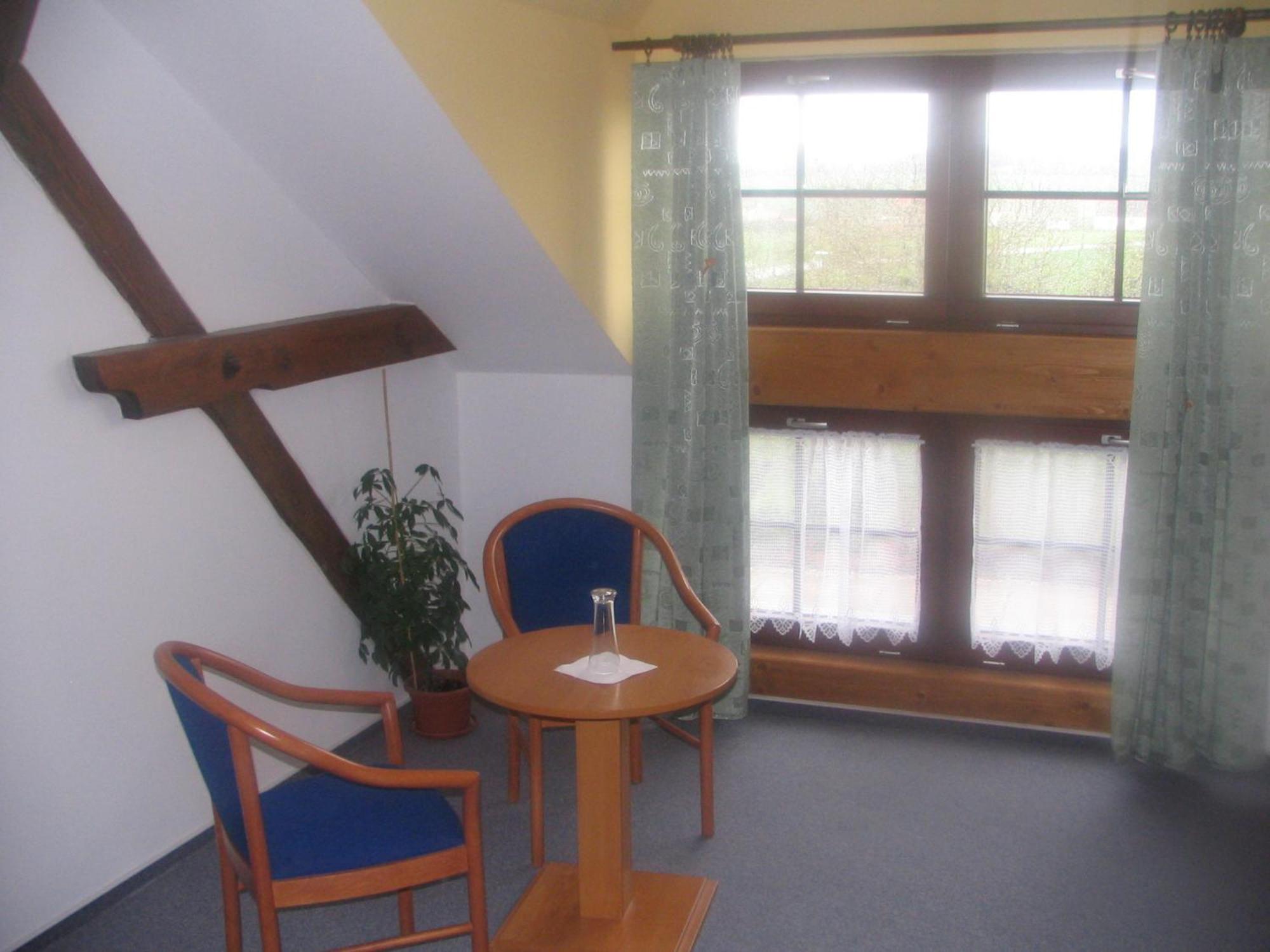 Pension Smetanuv Statek Hradec Kralove Exterior foto