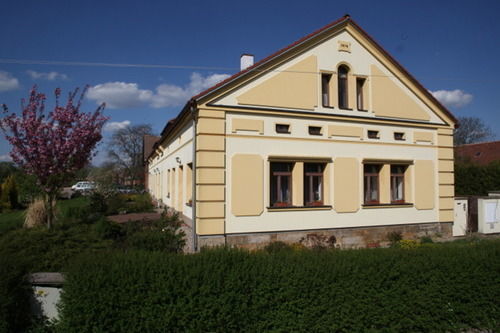 Pension Smetanuv Statek Hradec Kralove Exterior foto